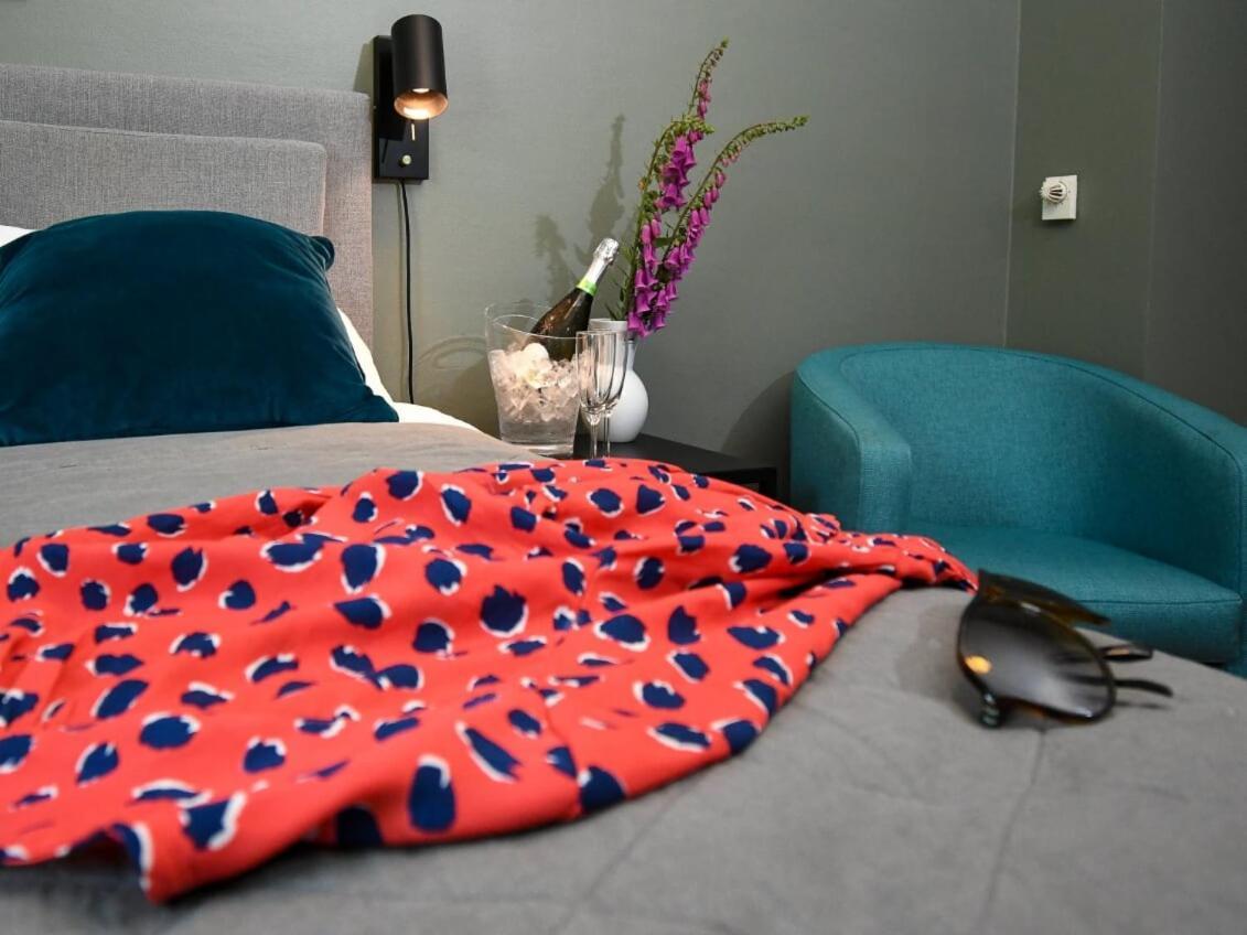 Hasse Pa Sjoekanten Hotell & Restaurang Jönköping Kültér fotó