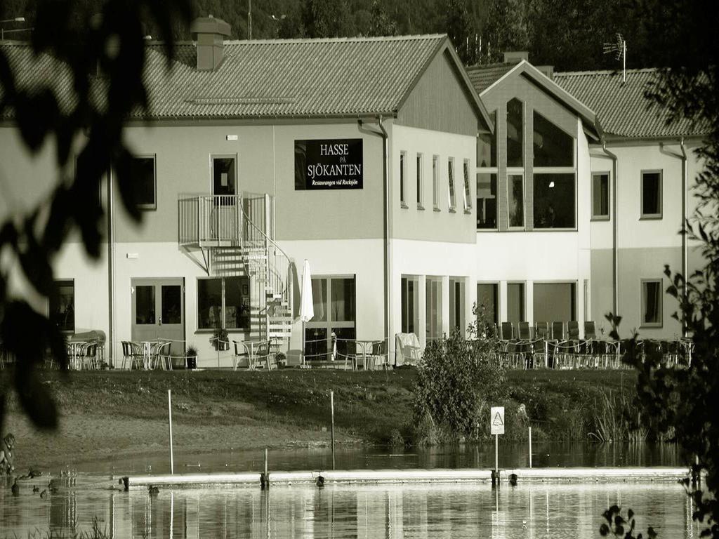 Hasse Pa Sjoekanten Hotell & Restaurang Jönköping Kültér fotó